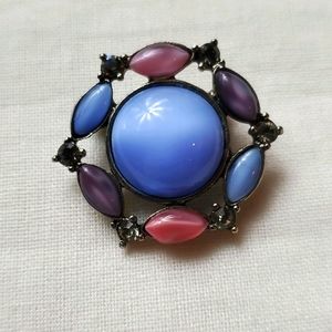 Costume jewelry decorative brooch